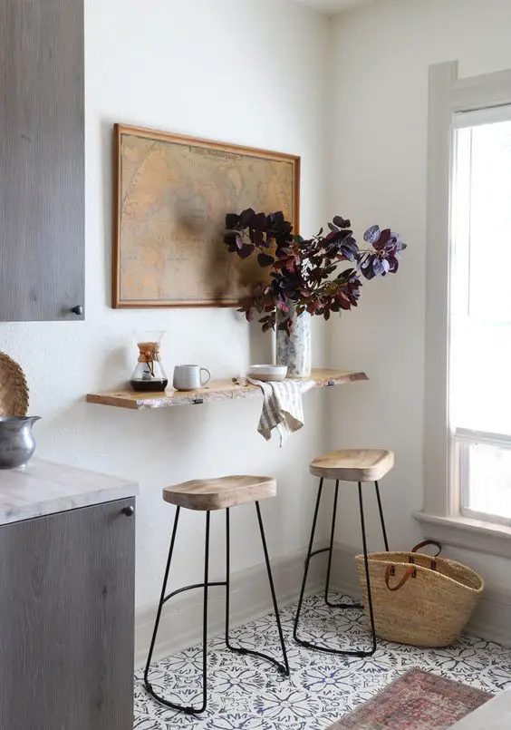 Chic Bar Table Kitchen Ideas: Maximize Style in Small Spaces