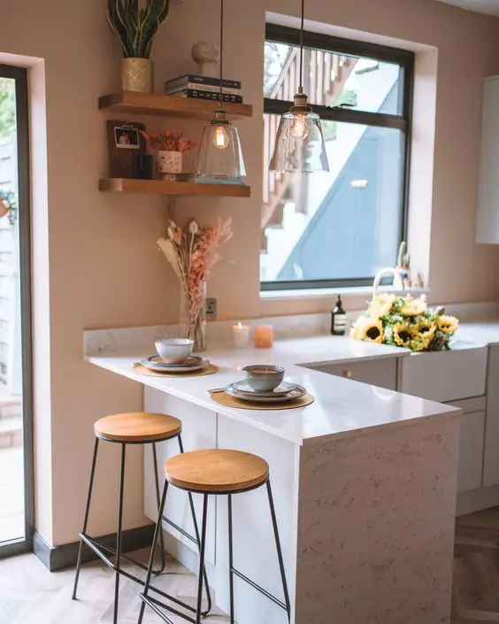 Stylish BuiltIn Kitchen Tables Maximize Space & Elegance