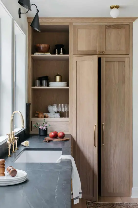 Timeless Craftsman Kitchen Cabinets: Elegant Wood & Modern Designs