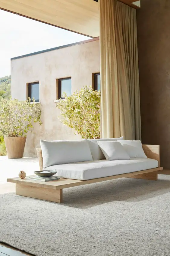 Outdoor Sofa Seating Ideas: Transform Patios into Chic Retreats