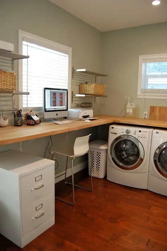 Chic Laundry Room Desk Ideas: Maximize Space with Style - Explore Now