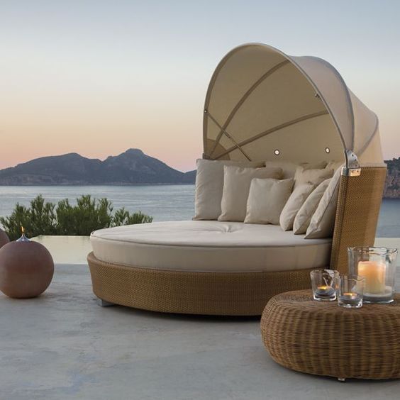 Chic Outdoor Sofa Beds - Transform Patios into Stylish Retreats