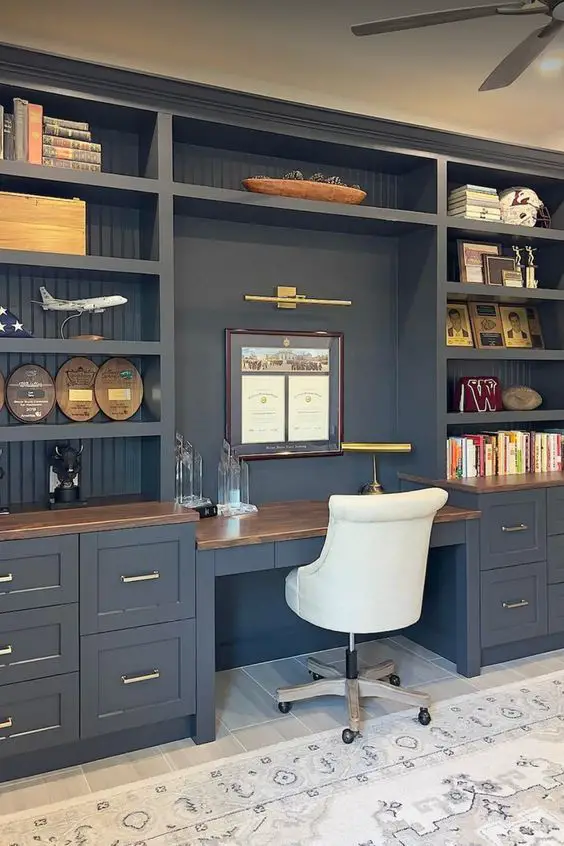 Chic Office Cabinets: Storage & Design Ideas for Modern Workspaces