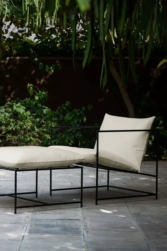 Explore Elegant Outdoor Metal Sofas: Perfect Blend of Style & Durability