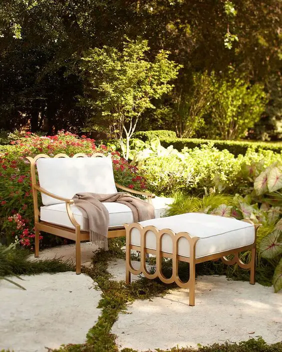 Stylish Wood Garden Sofas: Perfect Outdoor Furniture for Chic Design Trends