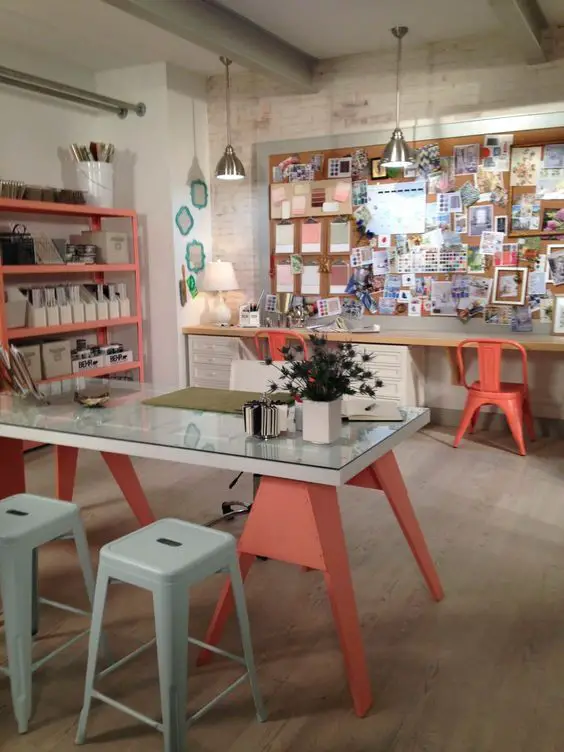 Inspiring Workshop Desk Designs for Creative & Organized Spaces