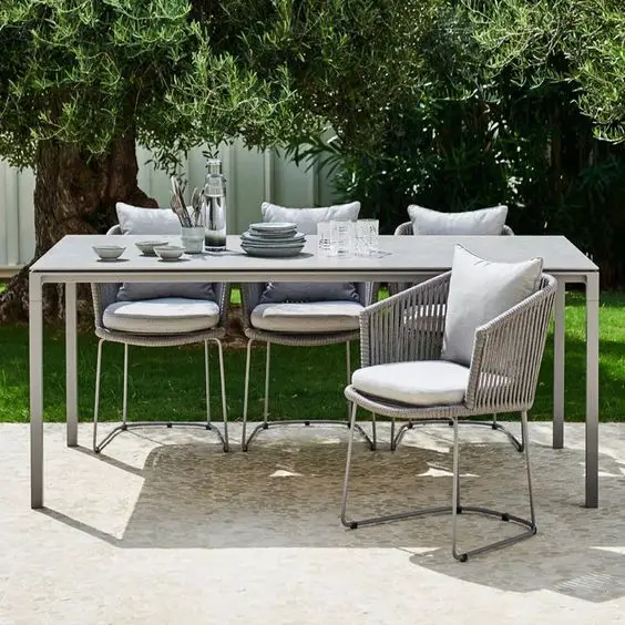 Stylish Outdoor Table & Chairs: Elevate Your Al Fresco Dining Experience