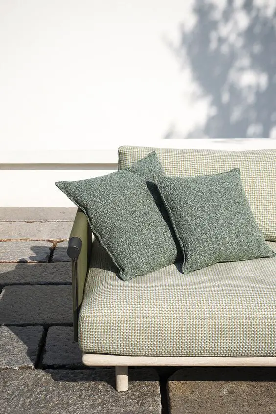 Chic Outdoor Sofa Beds - Transform Patios into Stylish Retreats