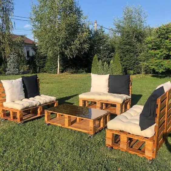 Transform Your Outdoors: Chic Pallet Chair Ideas for Patio and Garden - Eco-Friendly Elegance