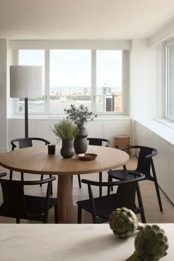 Chic Round Kitchen Tables: Elevate Your Dining Space Now