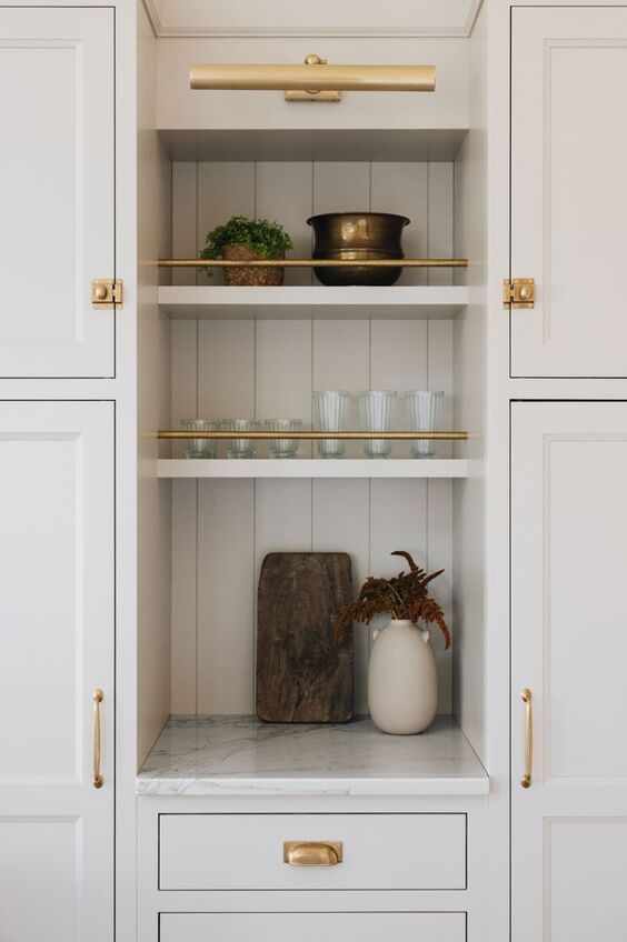 Timeless Craftsman Kitchen Cabinets: Elegant Wood & Modern Designs