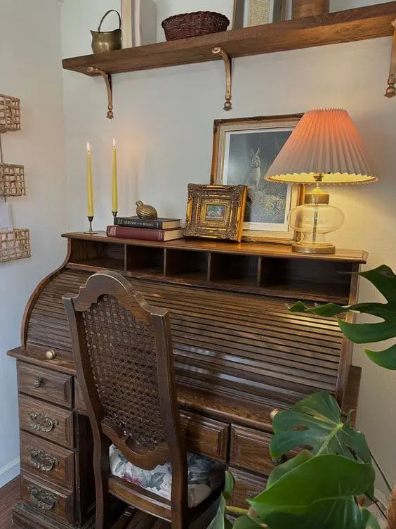 Discover Timeless Charm: Vintage Desks for Elegant Home Workspaces