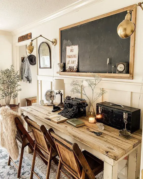 Farmhouse Desk Styles: Vintage Elegance to Modern Chic Decor Ideas