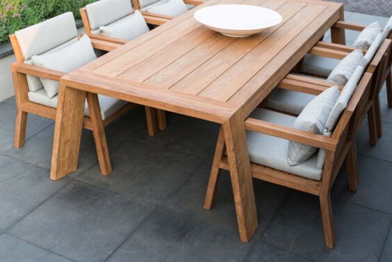 Stylish Wooden Outdoor Tables for Modern Gardens - Transform Your Space