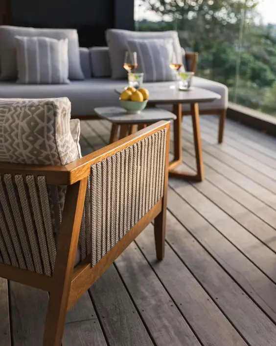 Stylish Wood Garden Sofas: Perfect Outdoor Furniture for Chic Design Trends