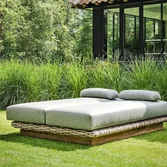 Outdoor Bed Elegance: Transform Your Space into a Luxurious Retreat