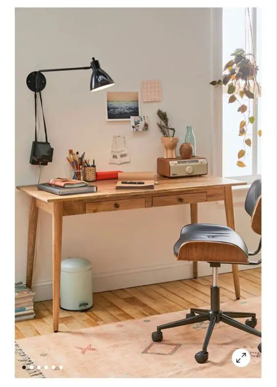 Simple Desk Design Ideas for Stylish & Organized Home Workspaces