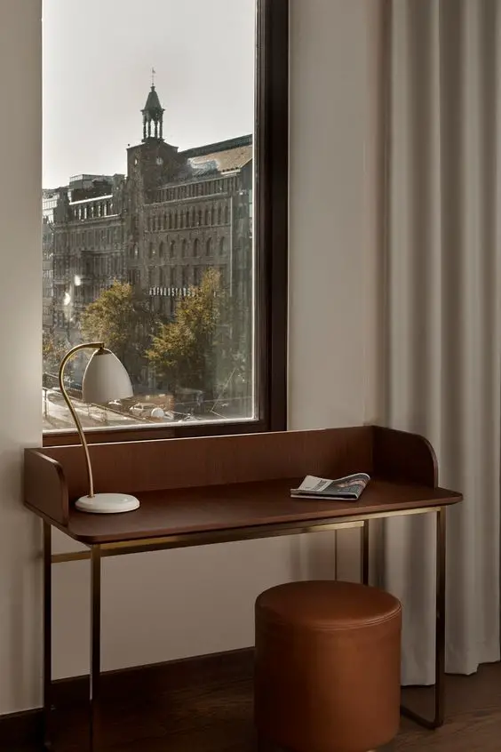 Farmhouse Desk Styles: Vintage Elegance to Modern Chic Decor Ideas