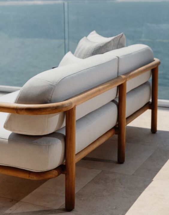 Chic Wood Outdoor Sofas: Transform Your Patio with Modern Design