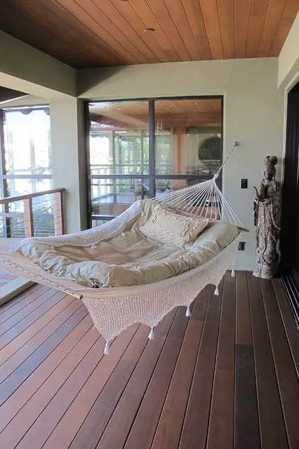 Outdoor Bed Elegance: Transform Your Space into a Luxurious Retreat