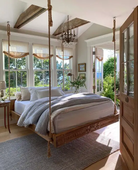 Outdoor Swing Beds: Elegance & Comfort for Garden and Porch Relaxation