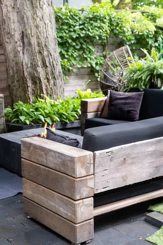 Chic Pallet Furniture Sofas for Outdoor Living – Transform Your Space