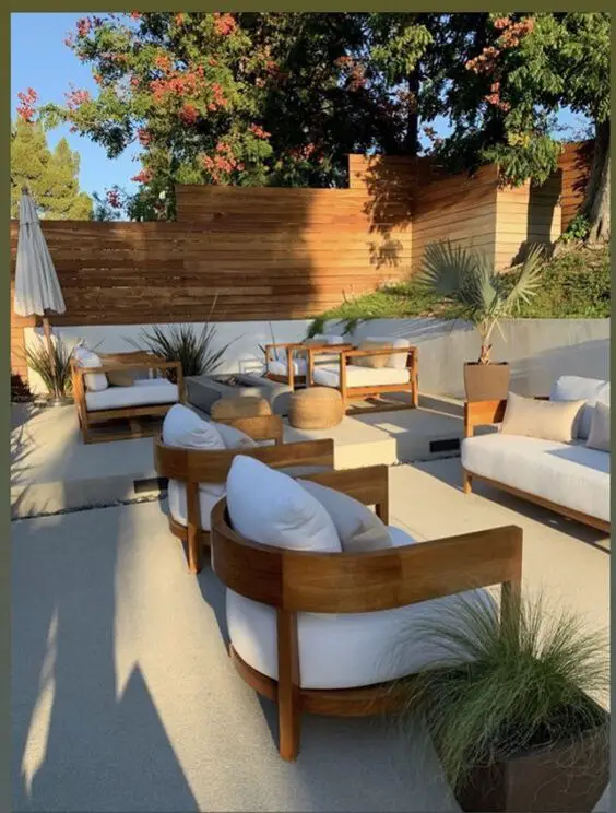 Stylish Outdoor Wood Furniture Sets for Garden & Patio Elegance