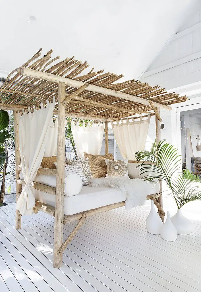 Outdoor Bed Elegance: Transform Your Space into a Luxurious Retreat