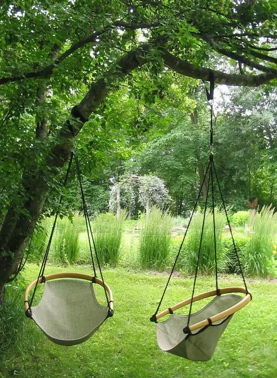 Outdoor Swing Sets: Transform Gardens into Stylish Sanctuaries