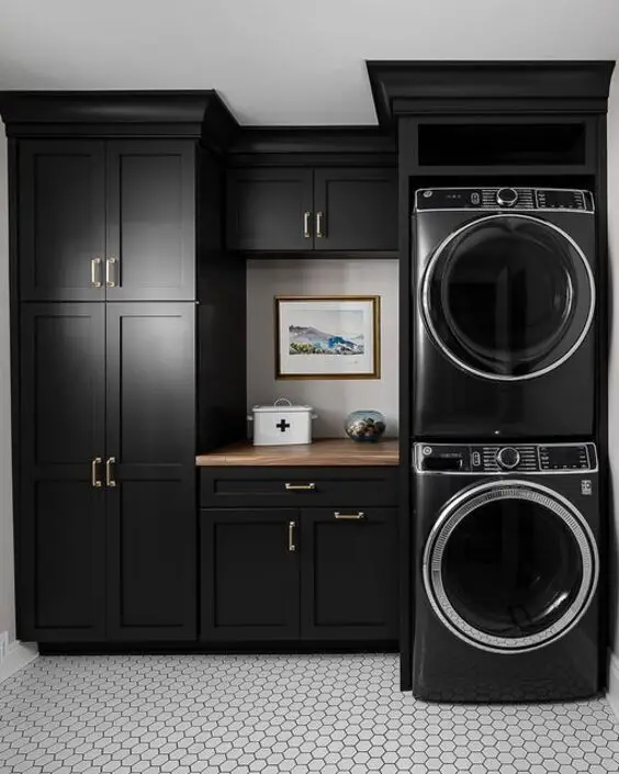Elevate Your Home with Stylish Laundry Room Cabinet Ideas