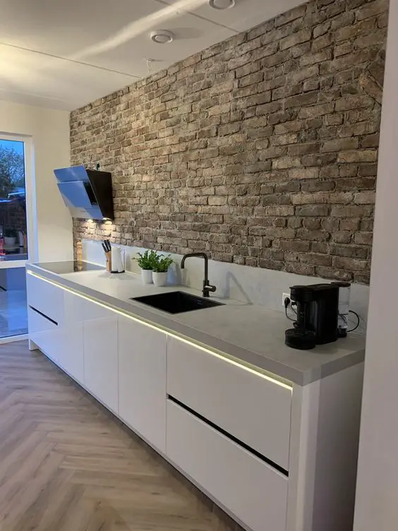 Elevate Your Kitchen: Brick Cabinets & Chic Backsplash Ideas