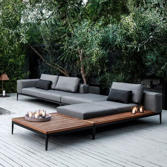 Outdoor Sofa Seating Ideas: Transform Patios into Chic Retreats