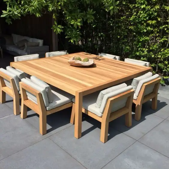 Stylish Wooden Outdoor Tables for Modern Gardens - Transform Your Space