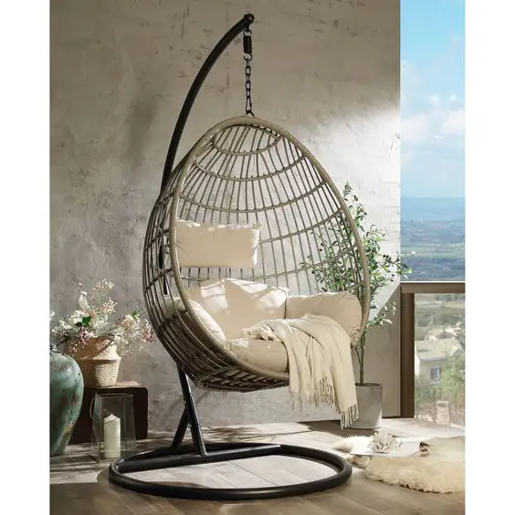 Stylish Outdoor Swing Chairs for Elegant Patio & Garden Makeovers