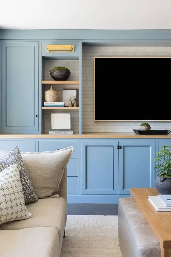Chic Living Room Cabinets: Storage Meets Style
