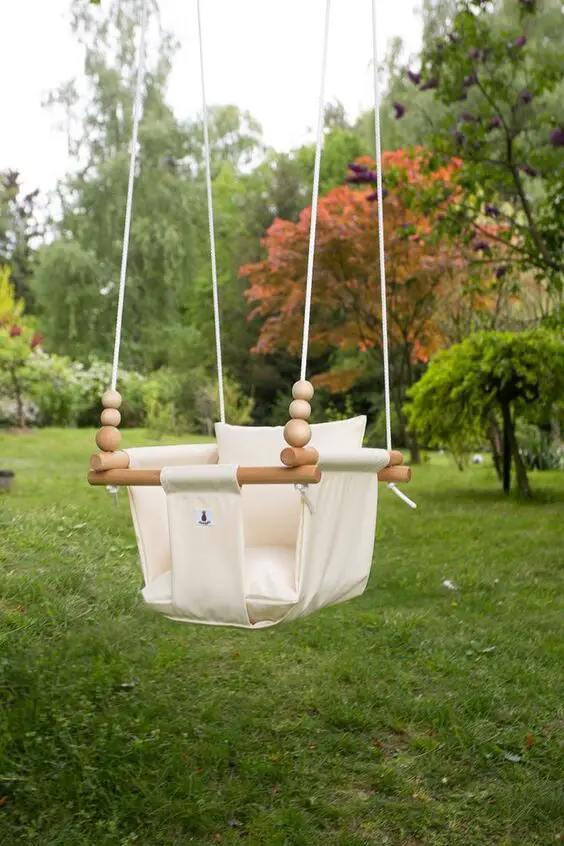 Outdoor Swing Sets: Transform Gardens into Stylish Sanctuaries