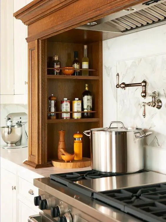 Timeless Craftsman Kitchen Cabinets: Elegant Wood & Modern Designs