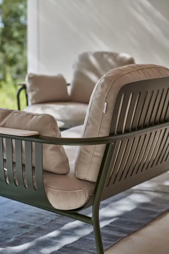 Explore Elegant Outdoor Metal Sofas: Perfect Blend of Style & Durability