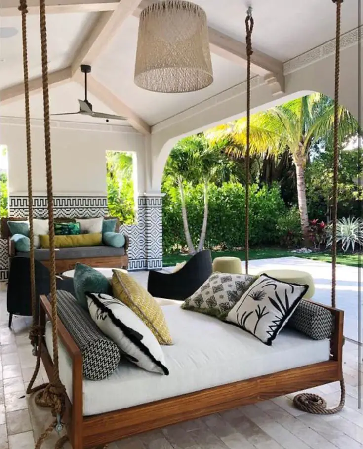 Outdoor Bed Elegance: Transform Your Space into a Luxurious Retreat