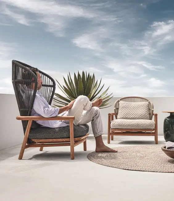 Outdoor Lounge Areas: Transform Spaces into Serene Sanctuaries