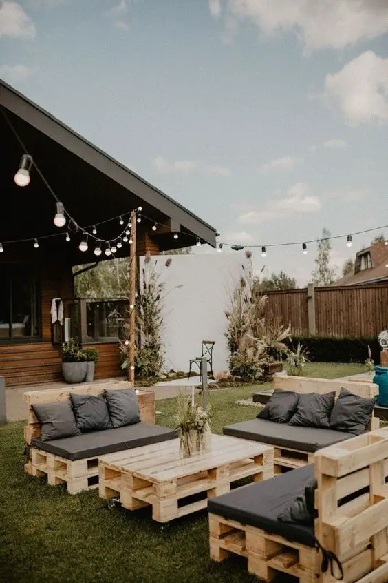 Transform Your Outdoors: Chic Pallet Chair Ideas for Patio and Garden - Eco-Friendly Elegance