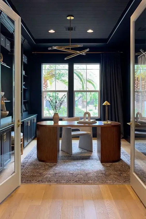 Farmhouse Desk Styles: Vintage Elegance to Modern Chic Decor Ideas