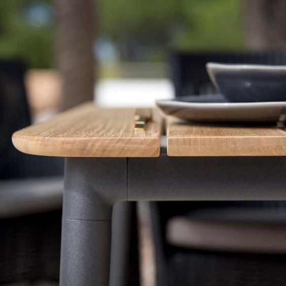 Stylish Wooden Outdoor Tables for Modern Gardens - Transform Your Space
