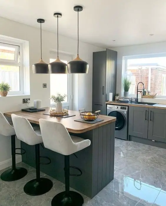 Chic Bar Table Kitchen Ideas: Maximize Style in Small Spaces