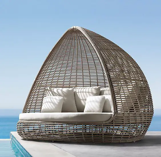 Chic Outdoor Sofa Beds - Transform Patios into Stylish Retreats