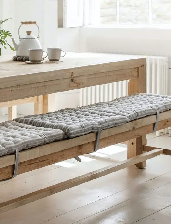 Chic Farmhouse Kitchen Tables: Elevate Home with Style & Comfort