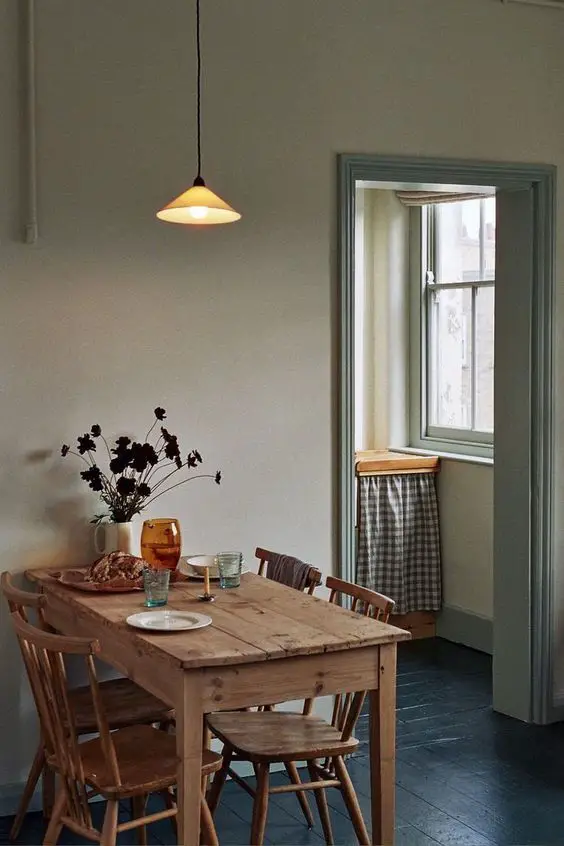 Solid Wood Kitchen Tables: Elegant Designs & Decor Ideas