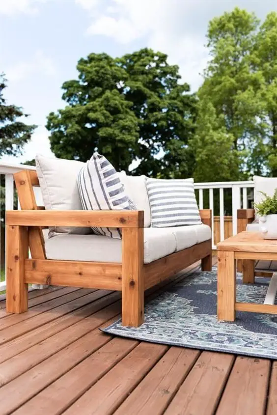 Stylish Wood Garden Sofas: Perfect Outdoor Furniture for Chic Design Trends