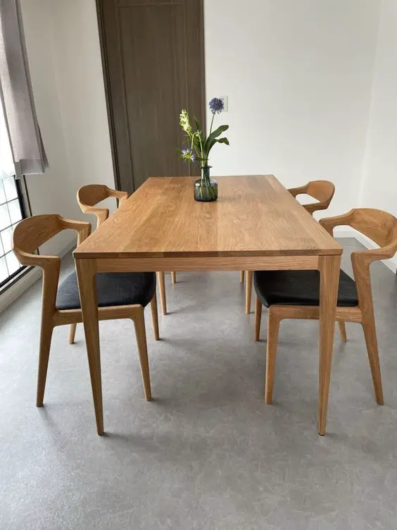 Solid Wood Kitchen Tables: Elegant Designs & Decor Ideas