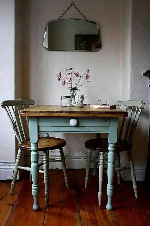 Chic Vintage Kitchen Tables: Timeless Decor & Style Ideas